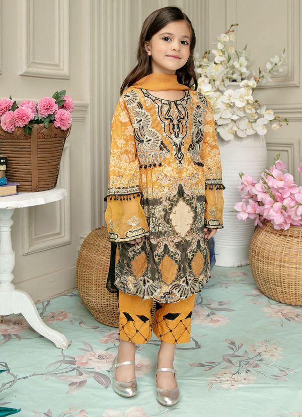 Kids lawn outlet suits