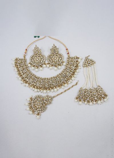 Pearl Necklace Set with Tikka & Passa