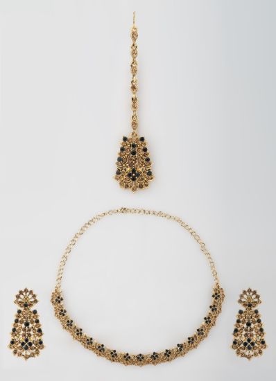 Gold Diamonte Necklace Set