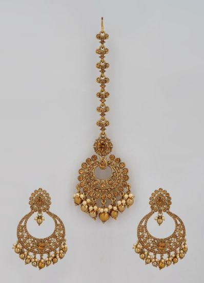 Gold Diamonte Pearl Earring and Tikka Set