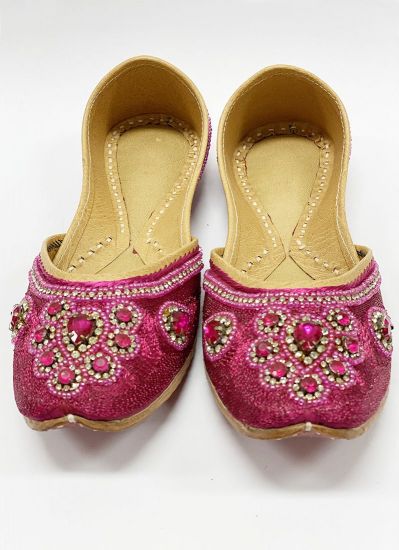 Pink Intricate Embroidered Ladies Kusa