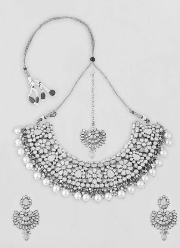 Silver Mirror Necklace Set