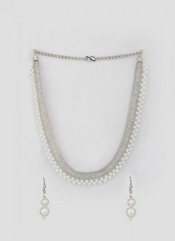 Silver with Pearl Ladies Necklace Set