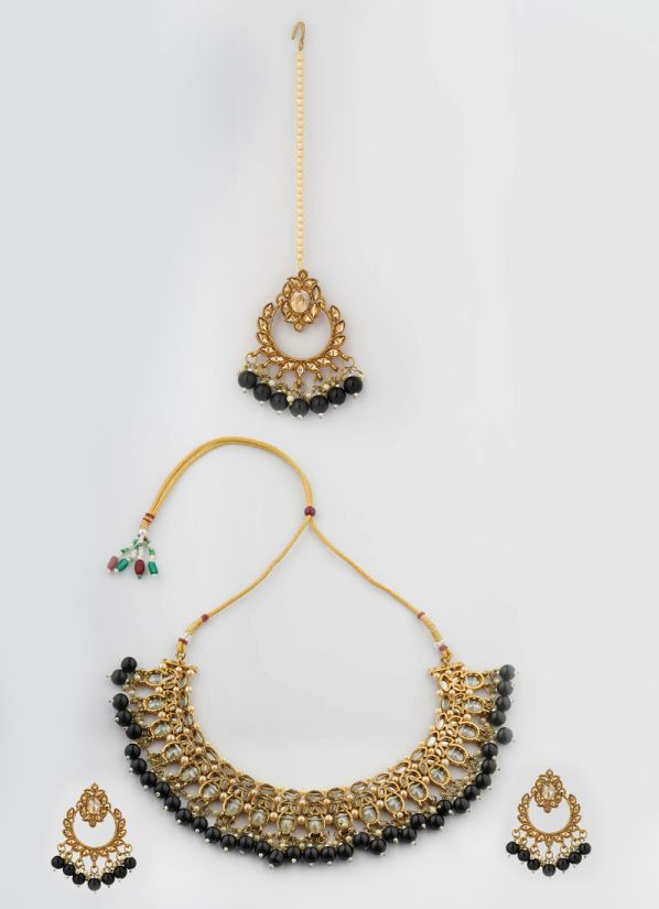 Black Pearls Beads Necklace Set